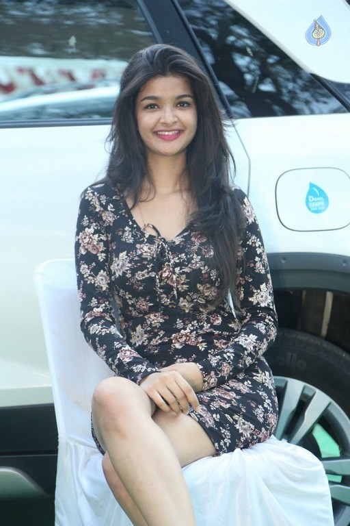 Kritika Latest Photos - 4 / 32 photos