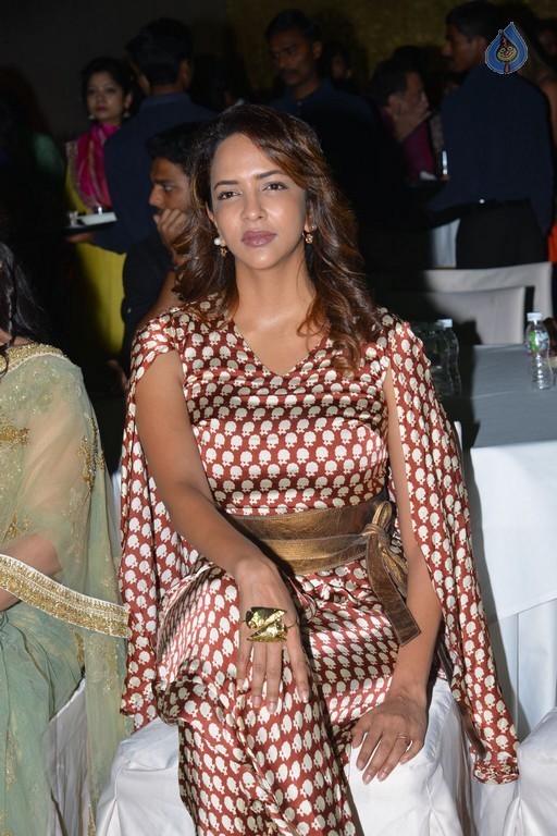 Lakshmi Manchu Images - 9 / 30 photos