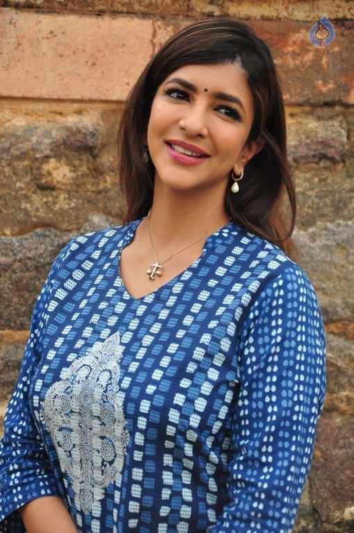 Lakshmi Manchu Photos - 29 / 32 photos