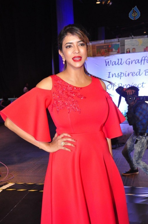 Lakshmi Manchu Pics - 40 / 59 photos