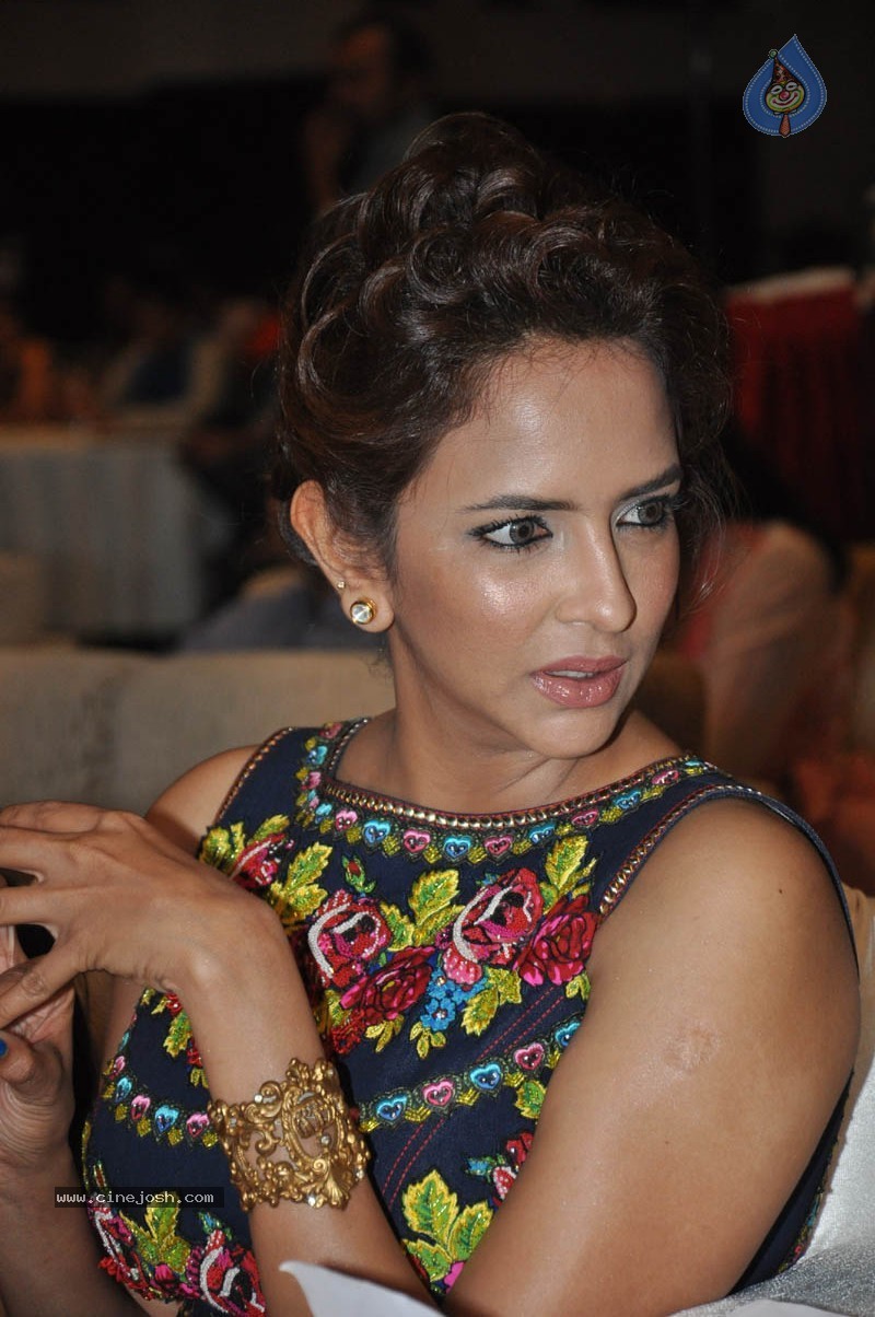 Lakshmi Manchu Pics - 13 / 34 photos