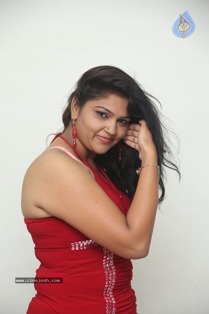 Lalitha Stills - 17 / 67 photos