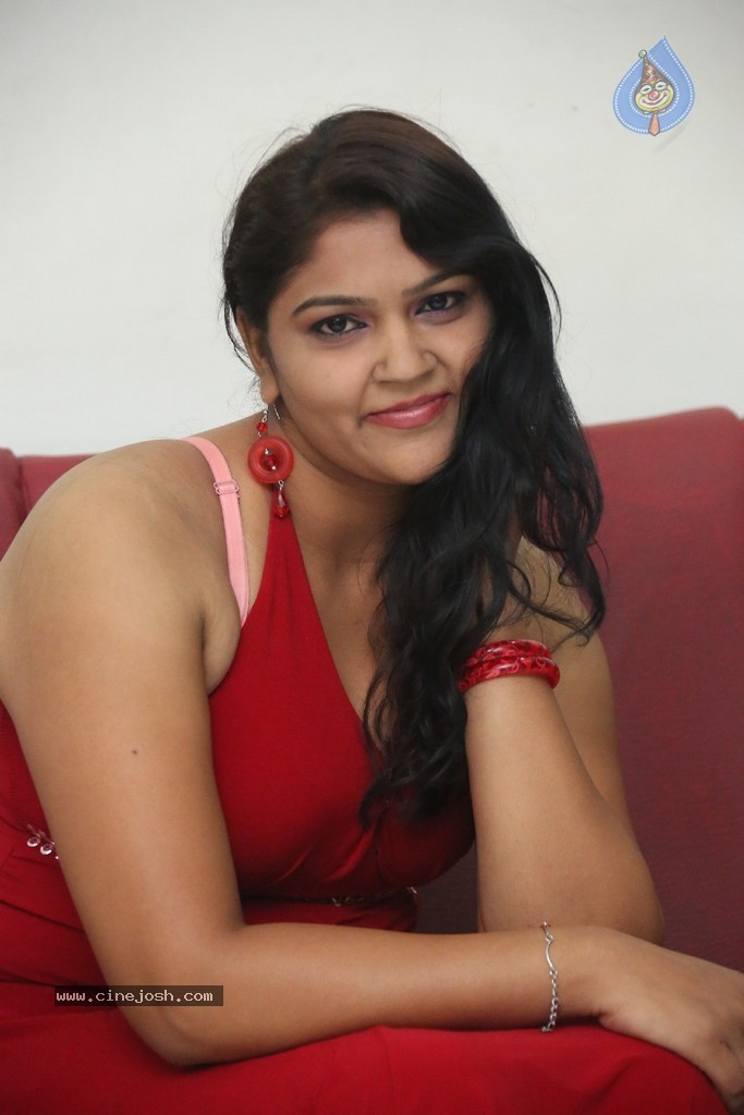 Lalitha Stills - 23 / 67 photos