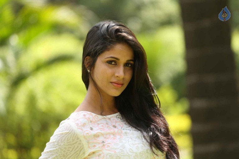 Lavanya Tripathi Images - 22 / 27 photos