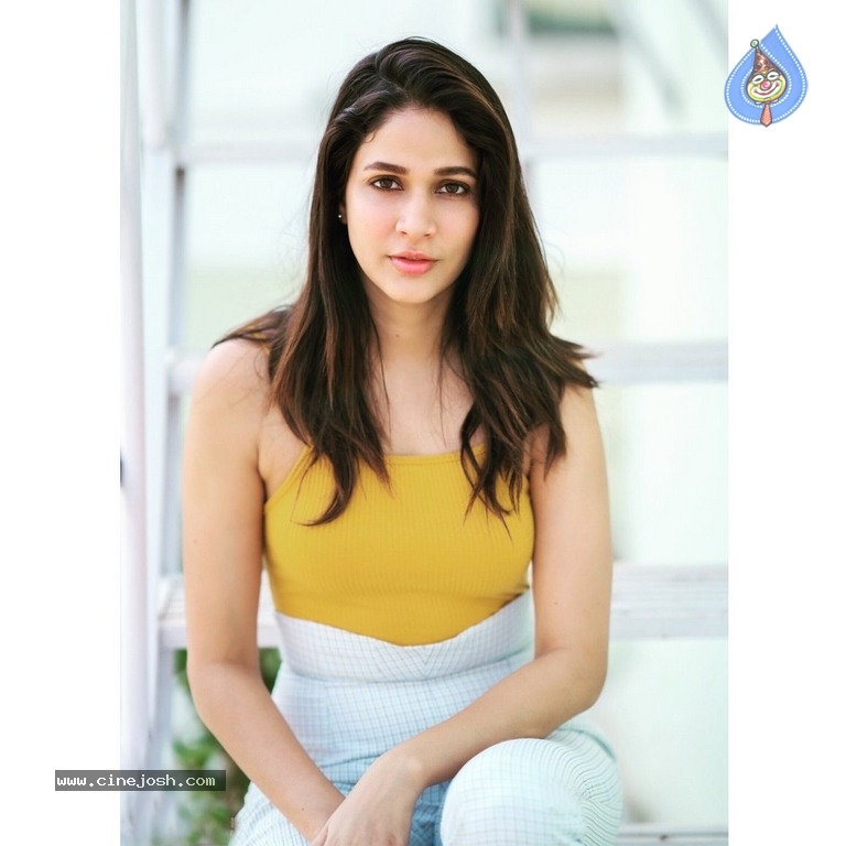 Lavanya Tripathi Photos - 2 / 5 photos