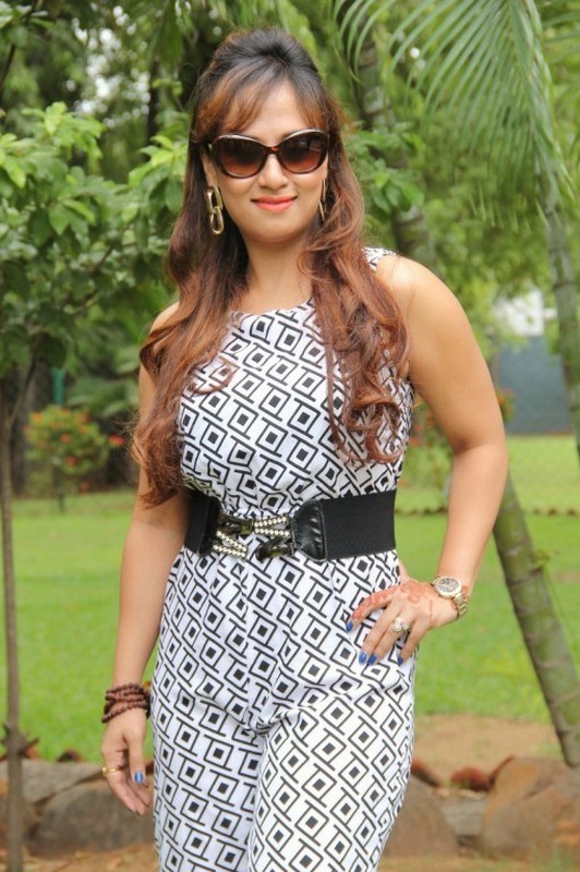 Maanu New Photos - 39 / 44 photos