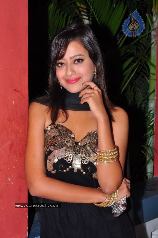 Madalasa Sharma Stills - 8 / 32 photos