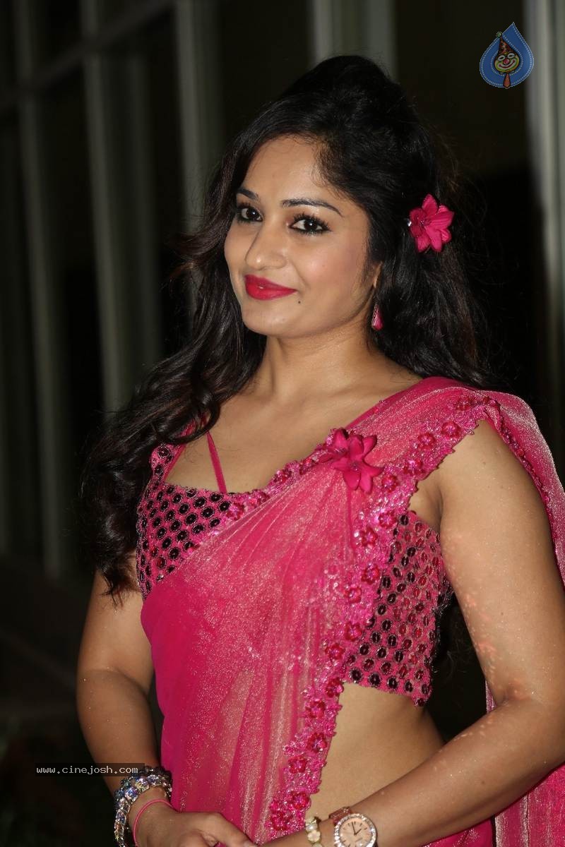 Madhavi Latha Photos - 50 / 51 photos