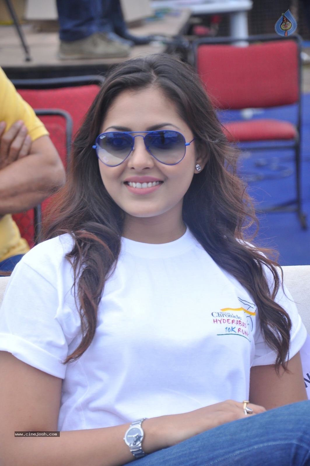 Madhu Shalini Gallery - 8 / 48 photos