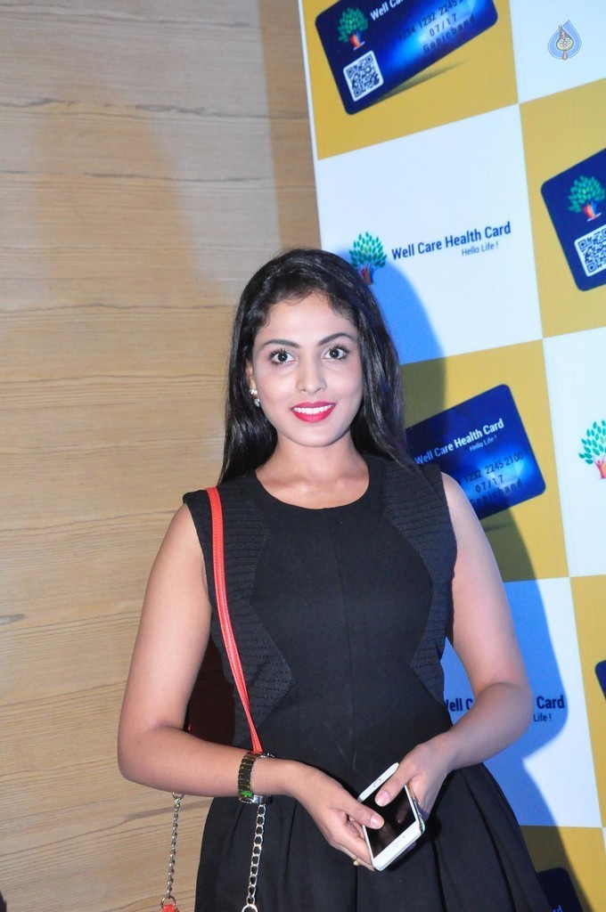 Madhu Shalini Photos - 18 / 21 photos