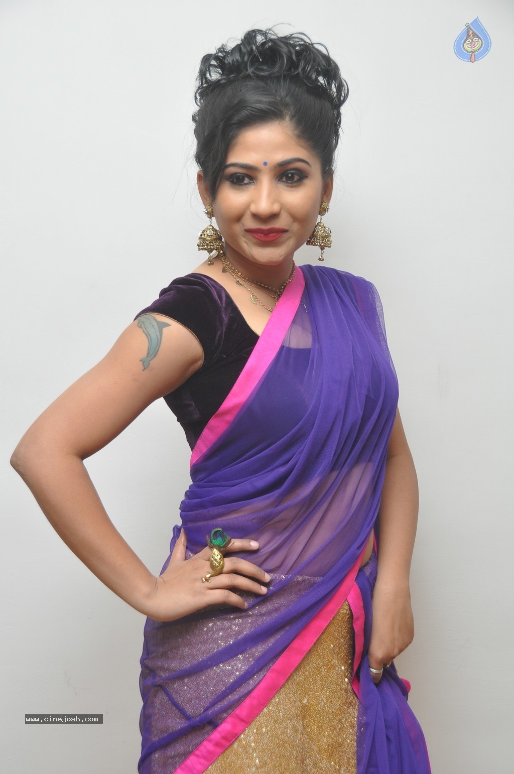 Madhulagna Das Stills - 18 / 39 photos