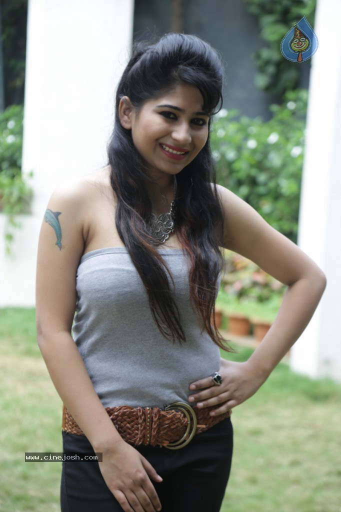 Madhulagna Das Stills - 71 / 83 photos