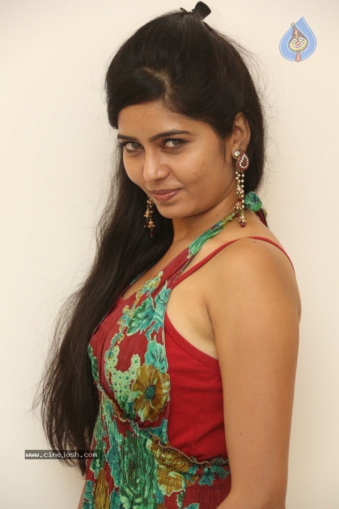 Madhumitha Gallery - 10 / 93 photos