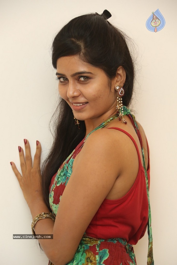 Madhumitha Gallery - 28 / 93 photos