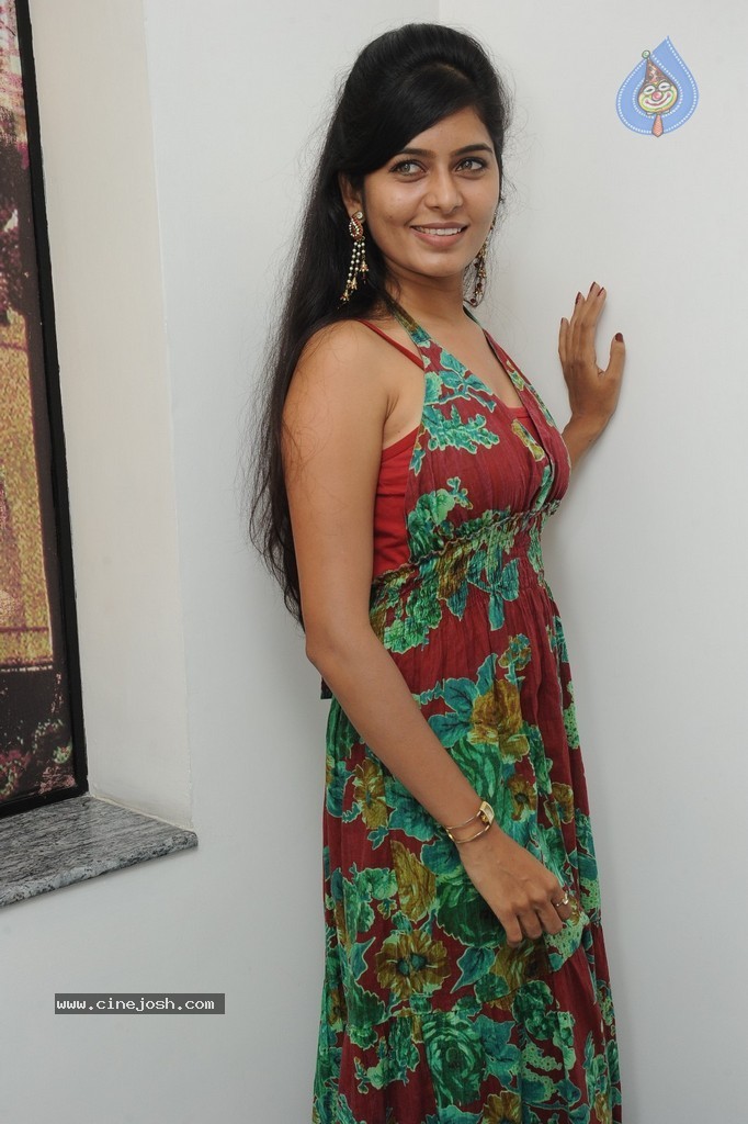 Madhumitha Gallery - 60 / 93 photos