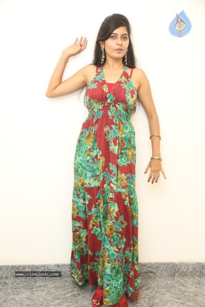 Madhumitha Gallery - 66 / 93 photos