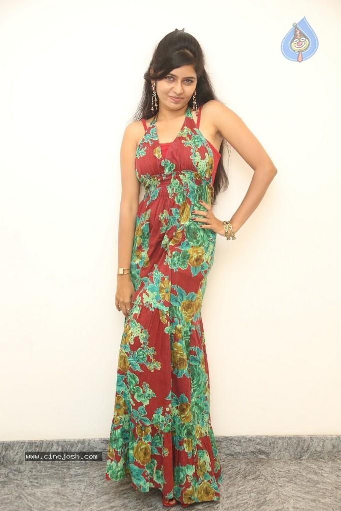 Madhumitha Gallery - 69 / 93 photos