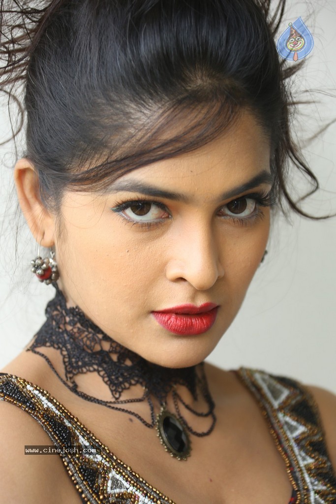 Madhumitha Hot Gallery - 2 / 117 photos