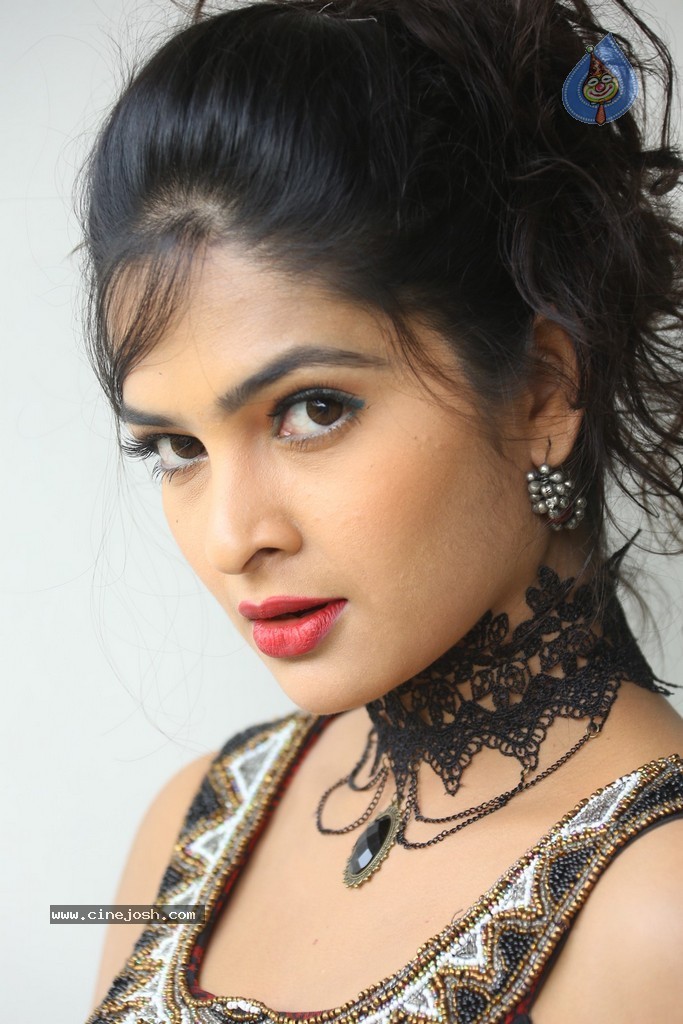 Madhumitha Hot Gallery - 115 / 117 photos