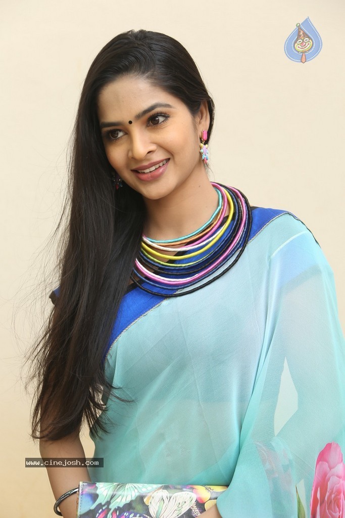 Madhumitha Latest Gallery - 29 / 66 photos