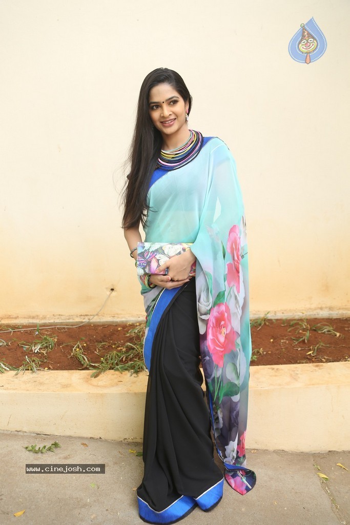 Madhumitha Latest Gallery - 35 / 66 photos