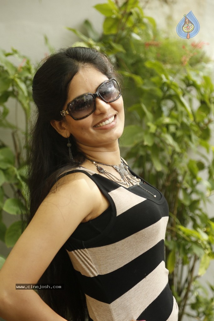 Madhumitha Photos - 18 / 62 photos