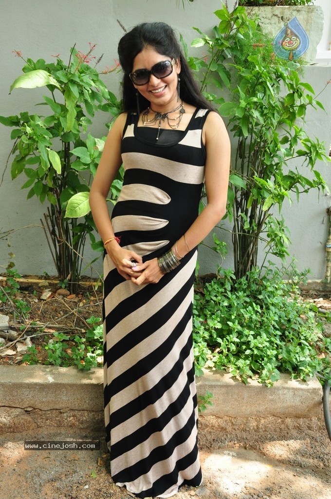 Madhumitha Photos - 20 / 62 photos