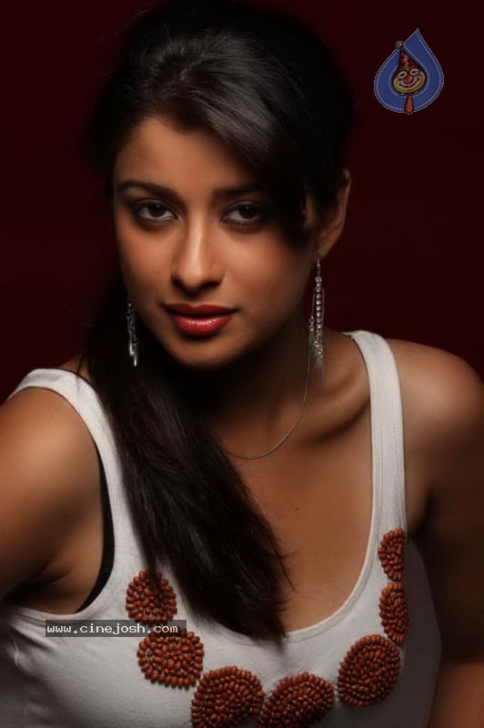 Madhurima Latest Gallery - 24 / 81 photos