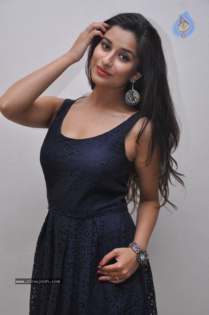 Madhurima Latest Images - 39 / 69 photos