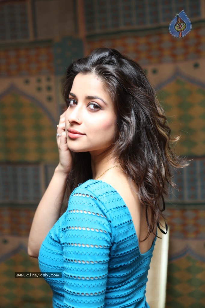 Madhurima Latest Photos - 38 / 48 photos