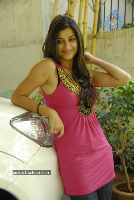 Madhurima Latest Stills - 50 / 75 photos