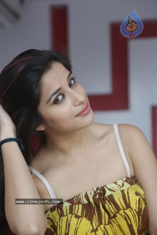 Madhurima Latest Stills - 66 / 84 photos