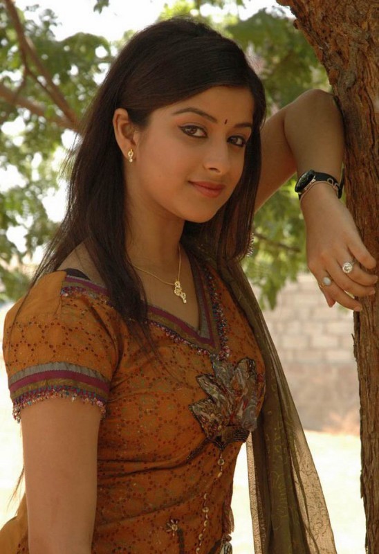 Madhurima New Gallery - 25 / 34 photos