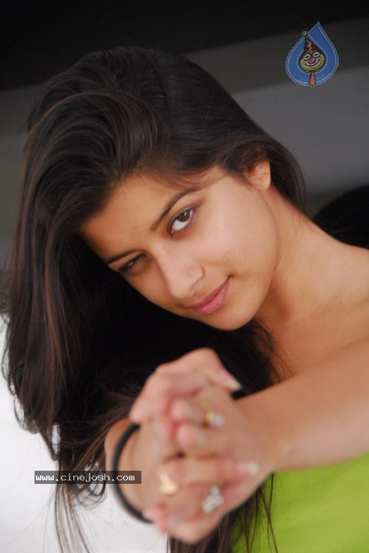 Madhurima New Stills - 65 / 170 photos