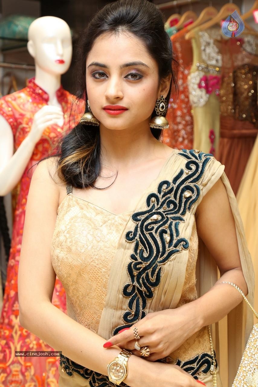 Madirakshi New Photos - 22 / 42 photos