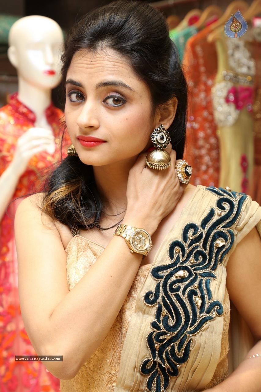 Madirakshi New Photos - 29 / 42 photos