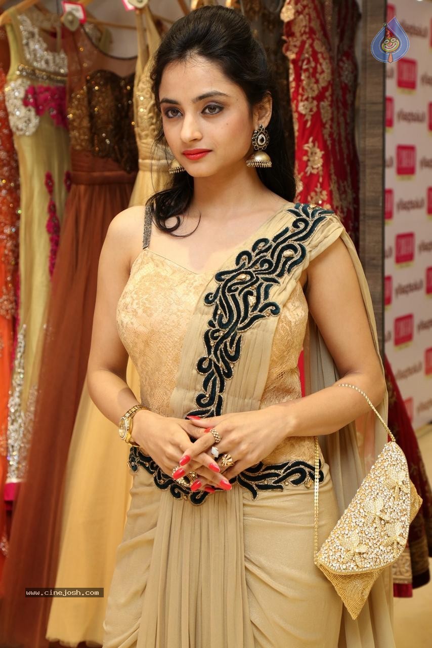 Madirakshi New Photos - 40 / 42 photos