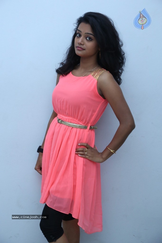 Maheswari New Photos - 59 / 73 photos