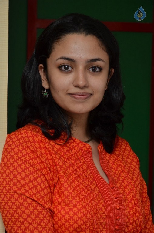 Malavika Nair Images - 33 / 50 photos