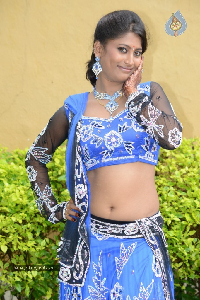 Mamatha Hot Stills - 25 / 40 photos