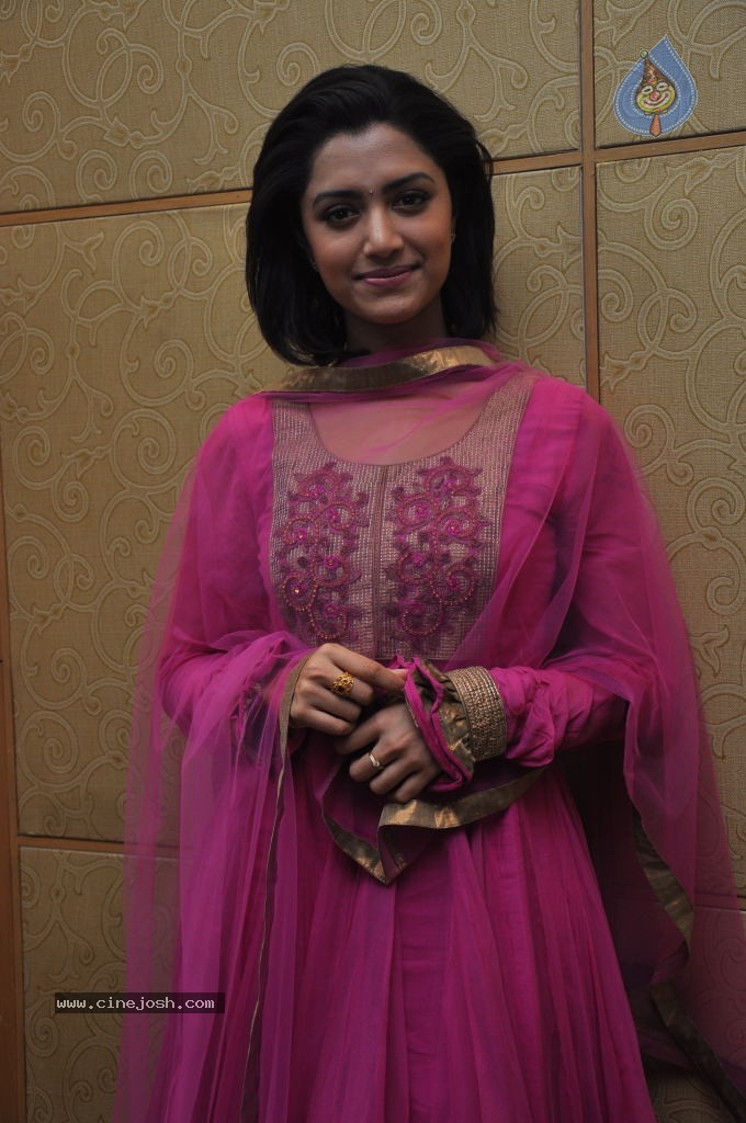 Mamta Mohandas Stills - 8 / 38 photos