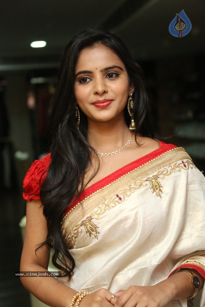 Manasa New Photos - 15 / 62 photos