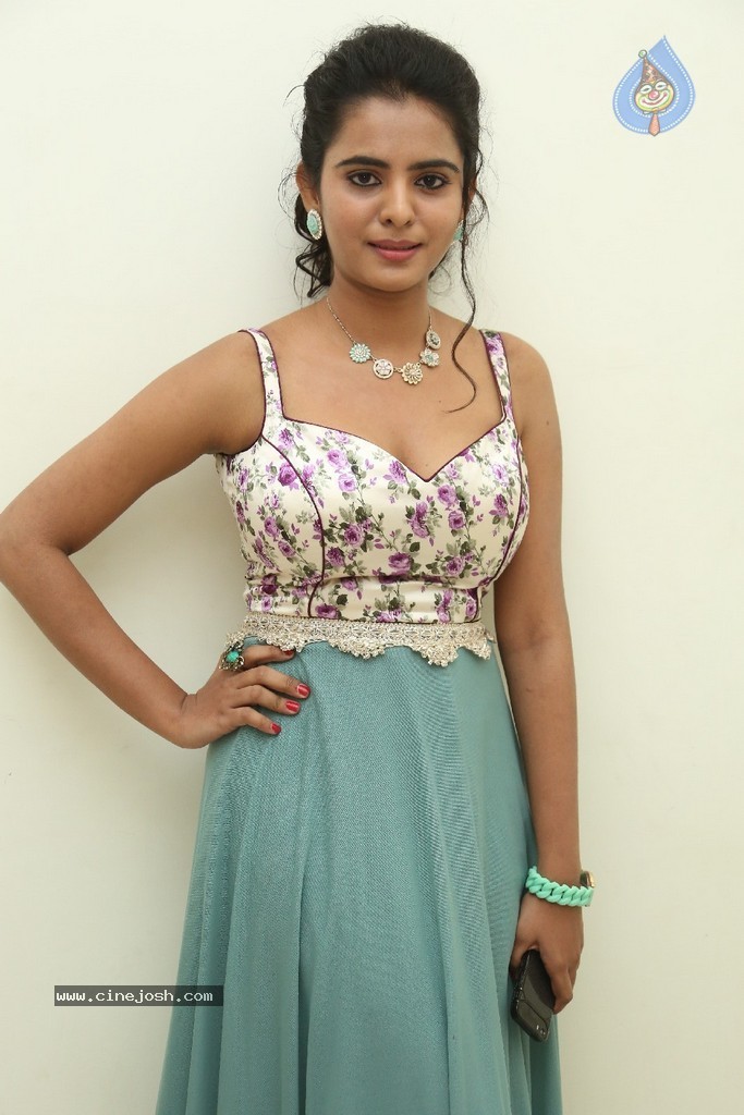 Manasa New Pics - 1 / 70 photos