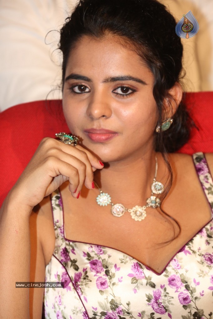 Manasa New Pics - 8 / 70 photos