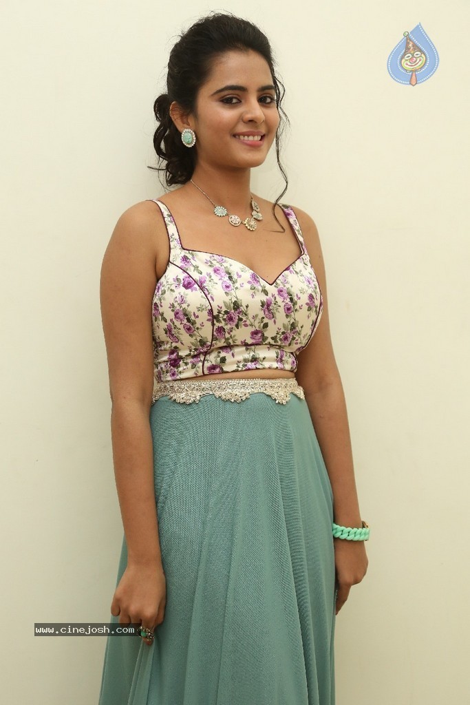 Manasa New Pics - 11 / 70 photos