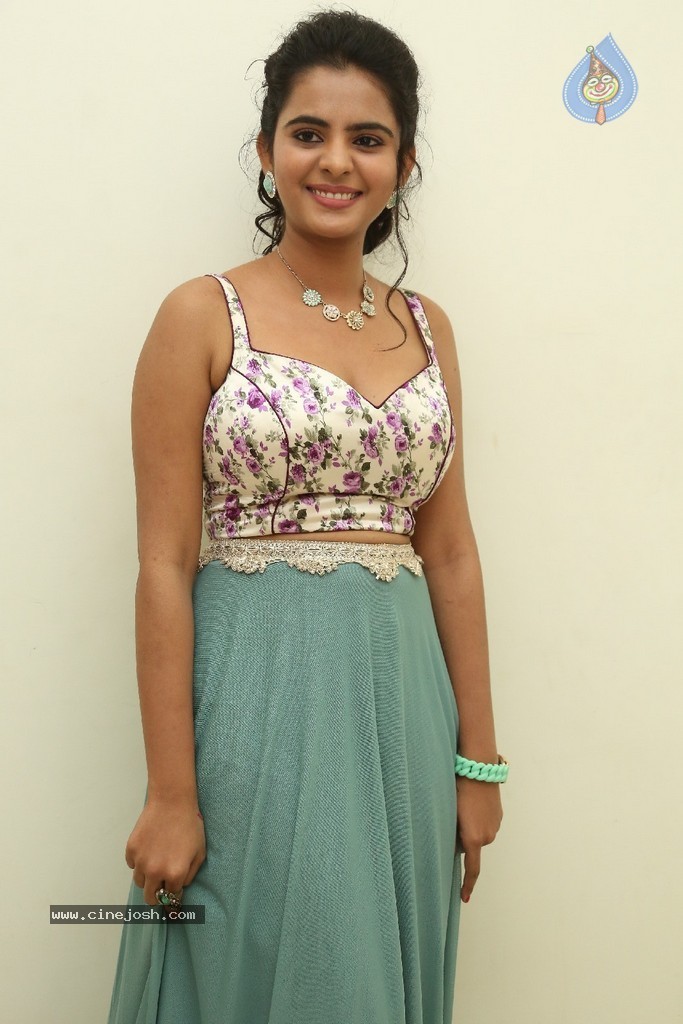 Manasa New Pics - 12 / 70 photos