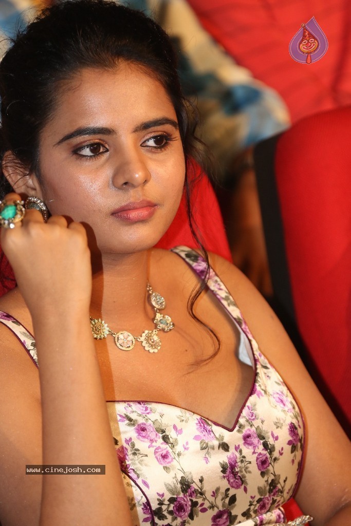 Manasa New Pics - 13 / 70 photos