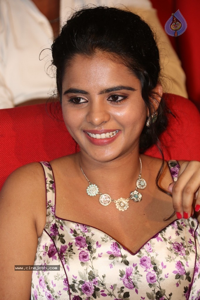 Manasa New Pics - 44 / 70 photos