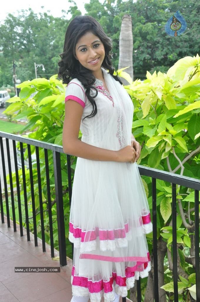 Manjula Rathod Stills - 19 / 38 photos