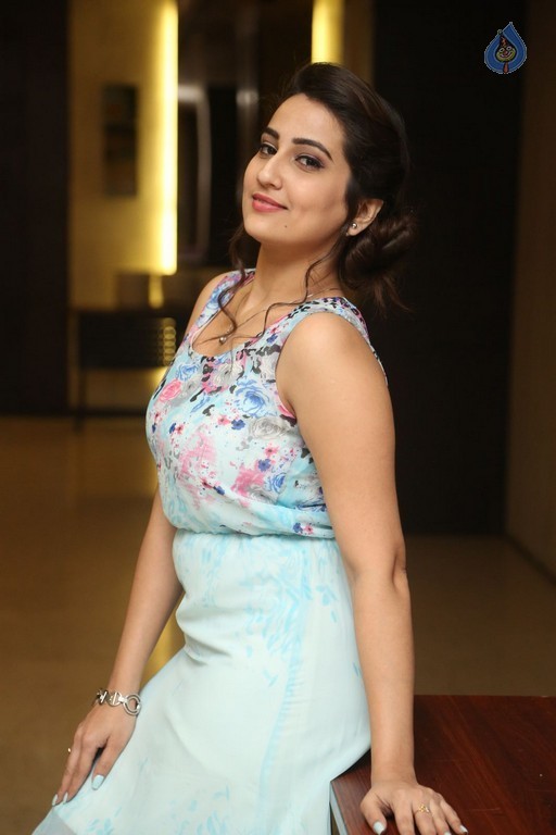 Manjusha Latest Gallery - 5 / 40 photos